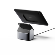 Afbeelding in Gallery-weergave laden, Shopify POS Tablet Stand (Lightning)